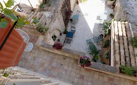 Endea Suite Rooms & Lounge Spa